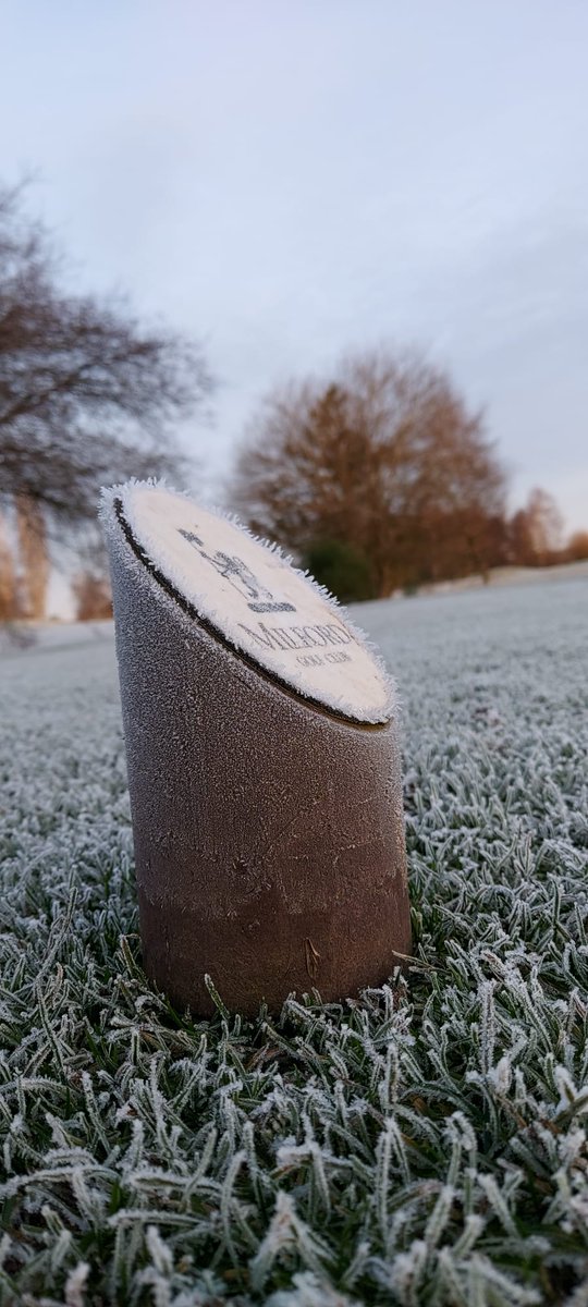 GreensMilford's tweet photo. Nice and fresh this morning!! 🥶🥶 @MilfordGolfClub @daddyjohnboy https://t.co/lm0O97ACh2