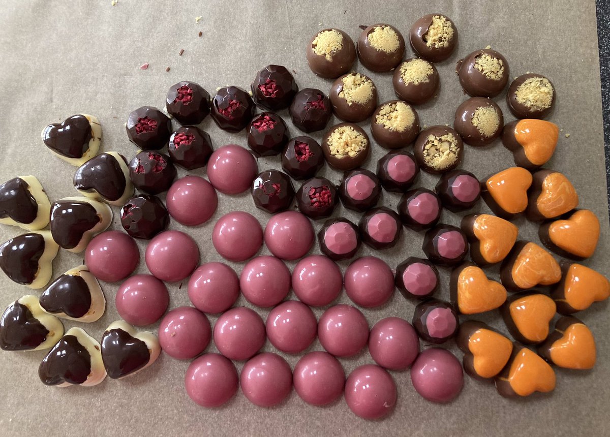 Brenda Herron (@brenda_herron) on Twitter photo Chocolates made for Christmas thanks to the expert teaching from Geri at a chocolate experience in the summer <a href="/ChocolateManor/">The Chocolate Manor</a> #newskill #lovechocolate Chocolates made for Christmas thanks to the expert teaching from Geri at a chocolate experience in the summer <a href="/ChocolateManor/">The Chocolate Manor</a> #newskill #lovechocolate