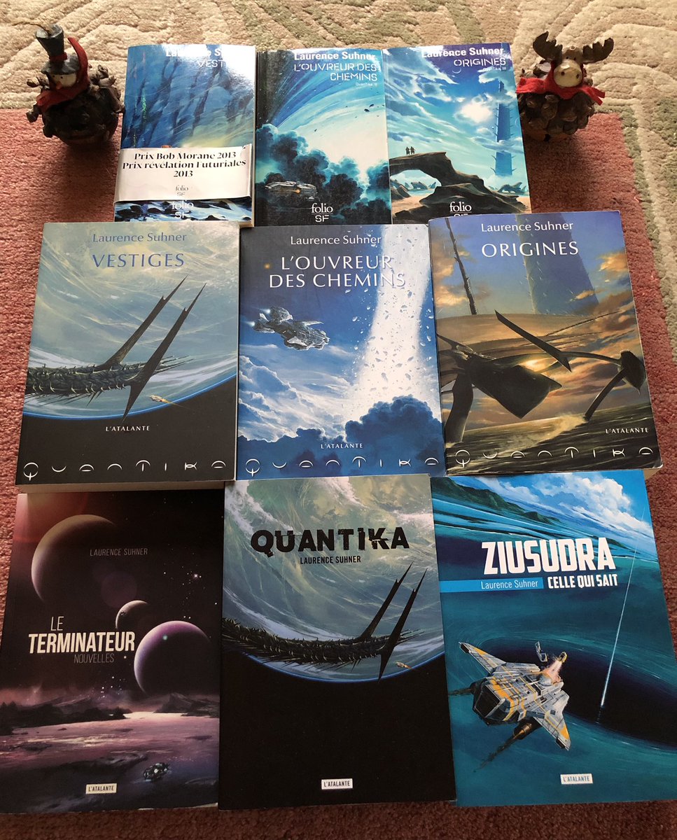 QuanTikasf's tweet photo. C'est bientôt Noël! Ils vous attendent!!!! #mybooks #noël #christmas #bookstagram #instabooks #laurencesuhner #edlatalante #foliosf @edlatalante @foliosf #autricesuisse #genève #geneva #cadeaux #quantika #leterminateur #ziusudra #cellequisait #spaceopera https://t.co/xV5r7Zx6ZD