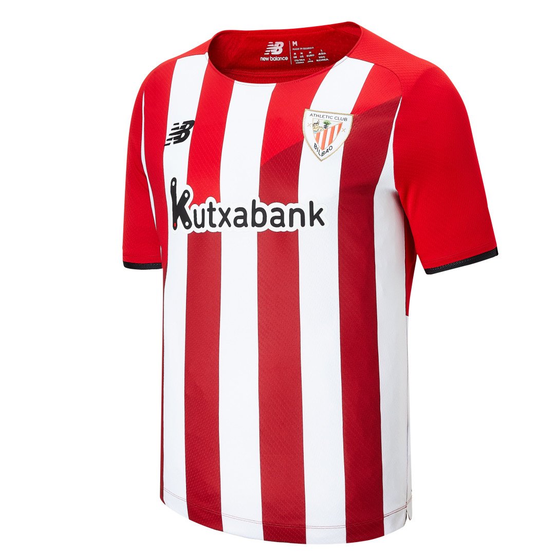 HinchaBilbaino's tweet photo. Si hoy el @AthleticClub gana al Real Madrid sortearemos una camiseta oficial rojiblanca entre aquellos que sigan nuestro perfil en Twitter y RT este tuit. El ganador será anunciado en la tertulia athleticzale #EnCaliente (canal #HinchaBilbaino en YouTube) a partir de las 23:30 h. https://t.co/WZkaz9XPUx