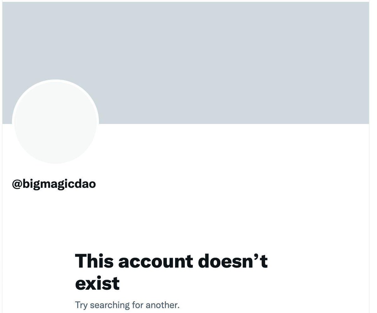 batmandao's tweet photo. 各位大v，谢谢你们帮@bigmagicdao 转发了上一条企图拉入项目方转移注意泼脏水的推特，有点可惜（被打脸了），瓜友还没等到实锤，经不住众多评论的拷问Molly又又又把推特停用了。或许你们也和我一样，都在Molly举报给警察的名单上呢，你们也可以多帮我转发，伸张下正义，谢谢了。 https://t.co/WHMtUp766e