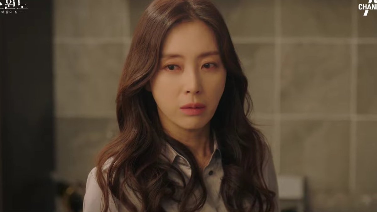 Hermionee0317's tweet photo. ⚠️ #ShowWindowEp7 ⚠️
YOONAH LO CAKEP BNGT?!! https://t.co/g0yz9xjEKN