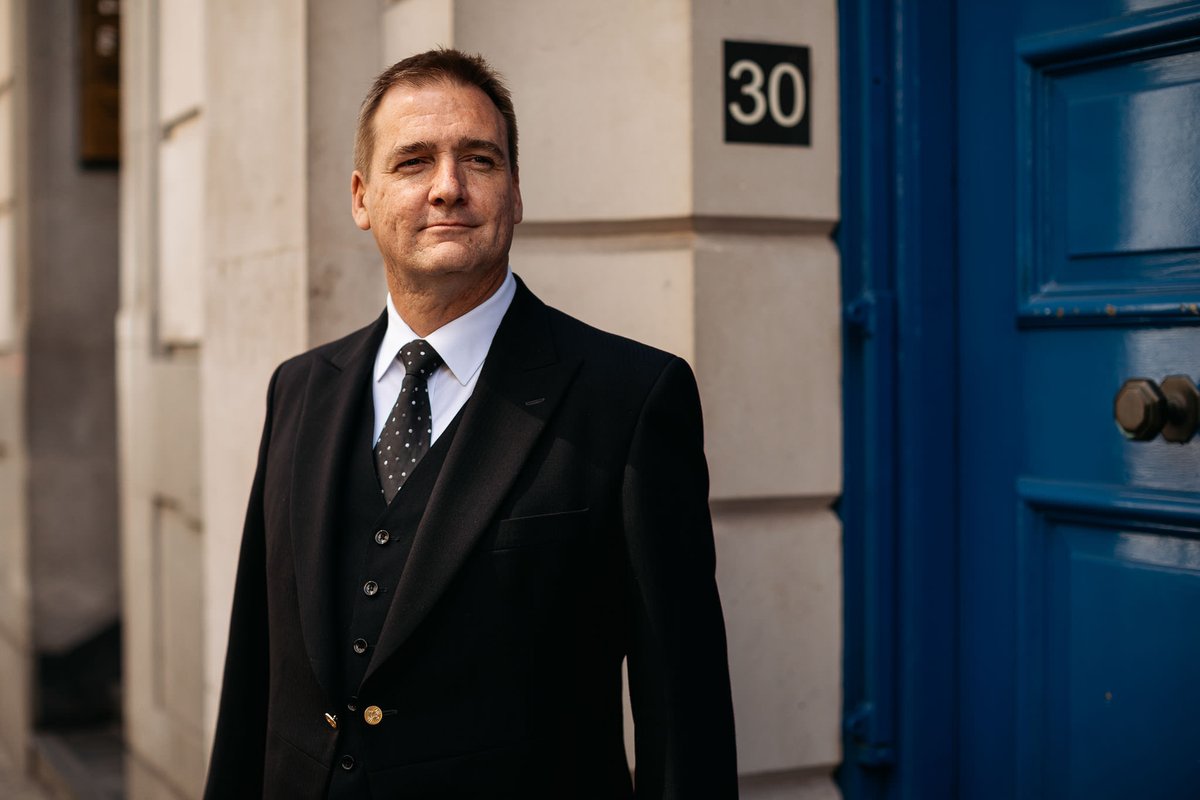 If you're seeking the perfect mulled wine recipe, this long-guarded favourite of our Company Butler will definitely do the trick: bit.ly/3pjkoyV