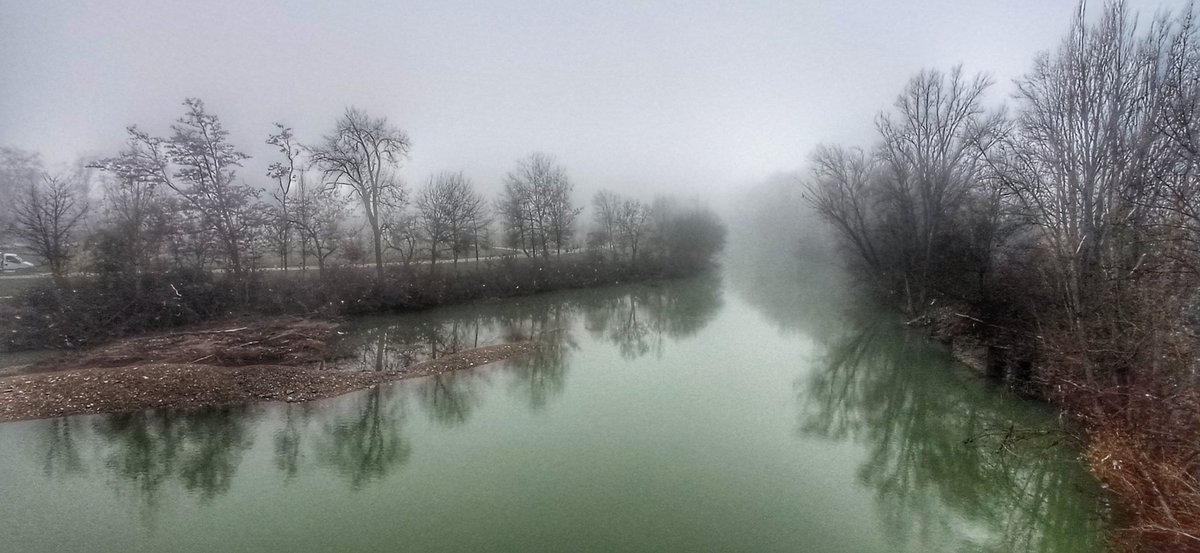 dut1977's tweet photo. Río Arga.
Sanduzelai.
Iruña-Pamplona. https://t.co/pzJ2Q6zZsG