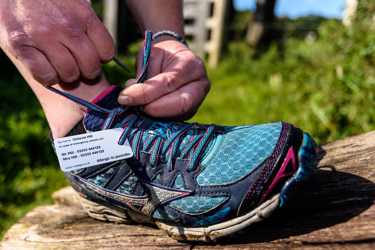 ICEtags's tweet photo. Did you know ICEtags for runners make sure you’ve got contact details when out on a run? They’re also…

➊  Simple and effective
➋ Easy to attach
➌ Visible when needed, discreet when not
➍ Secure &amp; doesn’t flap around

Stay safe with ICEtags here: https://t.co/nQ2STi7F2I
#run https://t.co/sgCePxtMWl