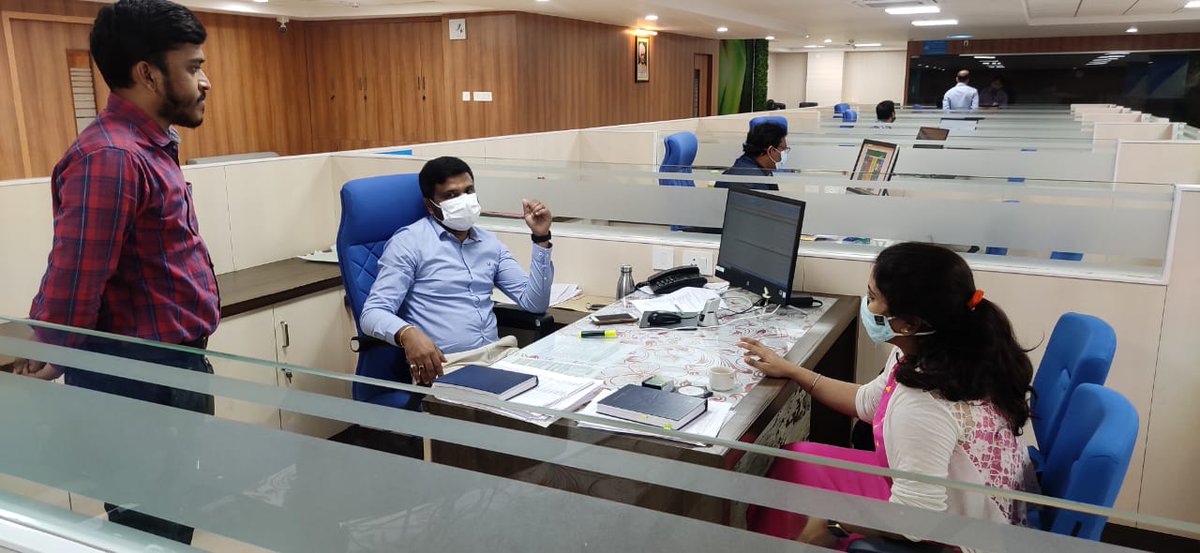 pmfme_karnataka's tweet photo. Meeting with Mr. Raghvendra Senior Manager Canara Bank at Zonal Head Office Hubli. Bank ensured to support and sanction loans under there zone for PMFME scheme https://t.co/Aalwl90FHm
