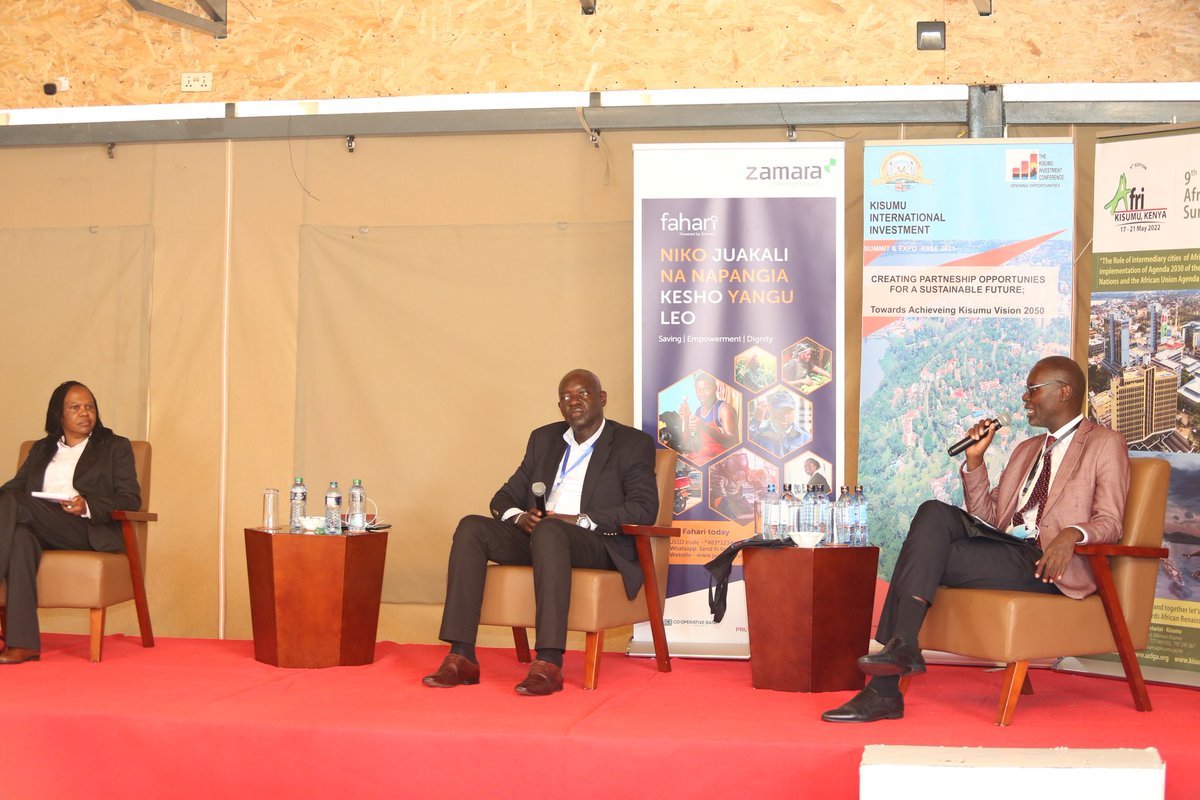 KisumuInv_Conf's tweet photo. Plenary Discussion on Leveraging private investment in the health sector for sustainable development
in @KisumuCountyKE. On day 3 today we  outline the way forward. Join the conversation https://t.co/AambxtAwVU https://t.co/Ud0nlWIsv9