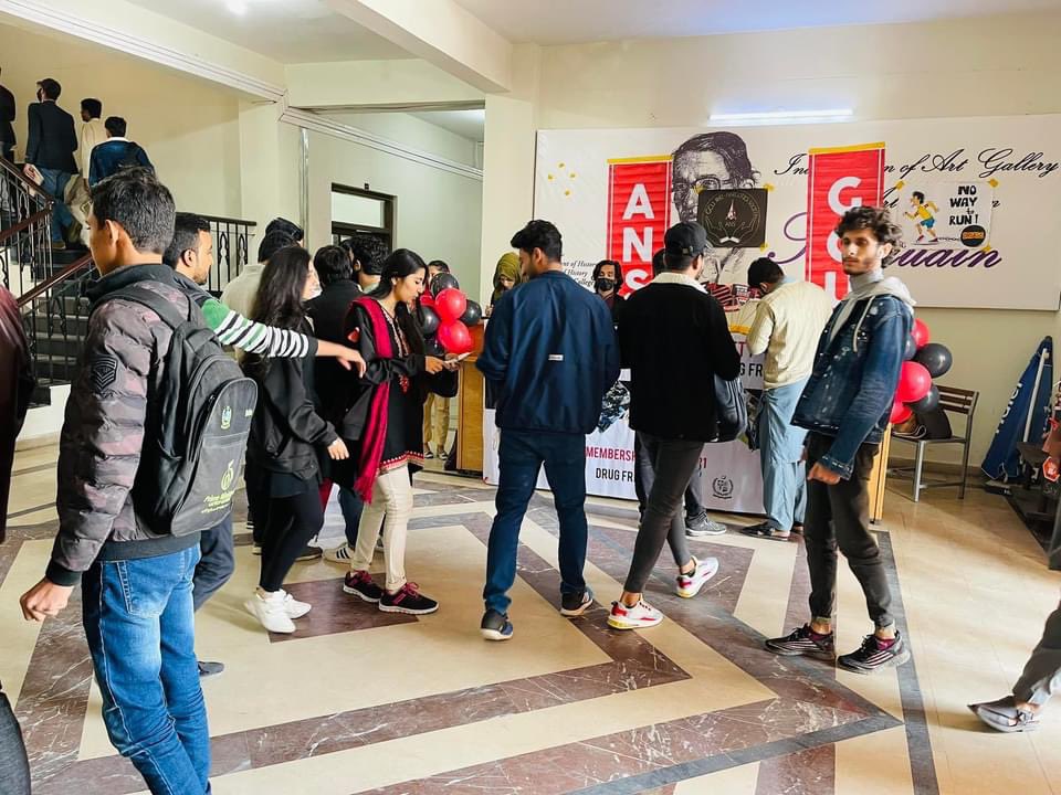 gcuans's tweet photo. Anti-narcotics Society arranged its membership desk at the New Campus to make sure the availability of the opportunity to all the students in becoming a part of this national level platform. https://t.co/0mdwdpjPab