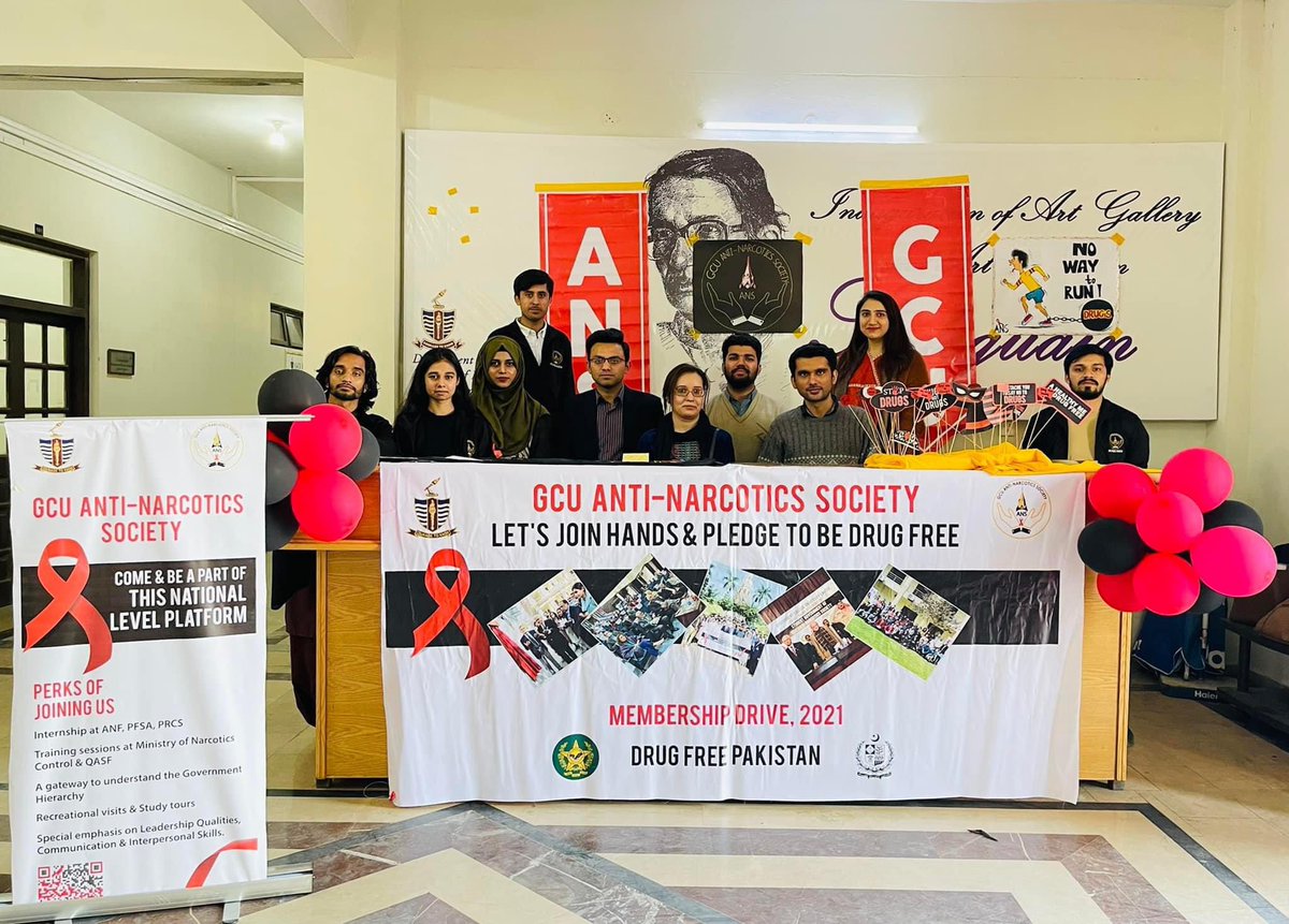 gcuans's tweet photo. Anti-narcotics Society arranged its membership desk at the New Campus to make sure the availability of the opportunity to all the students in becoming a part of this national level platform. https://t.co/0mdwdpjPab