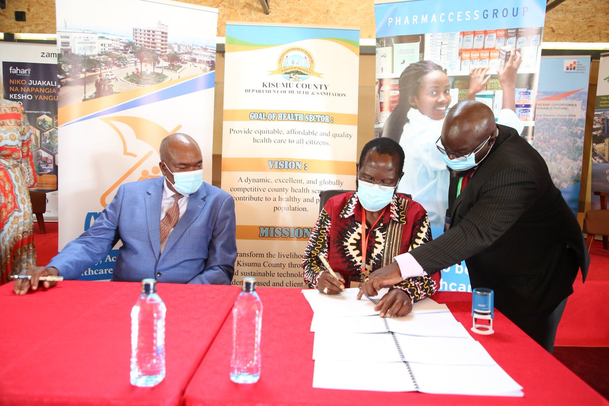 KisumuInv_Conf's tweet photo. One of the day 2 highlight of the Kisumu Investment Conference was when @KisumuCountyKE led by the Governor @AnyangNyongo
signed an MoU with @PharmAccessKE. The County will benefit from technical assistance support from PharmAcces. 
#marwa https://t.co/nPkeocnbtU https://t.co/DwtBNVgtQt