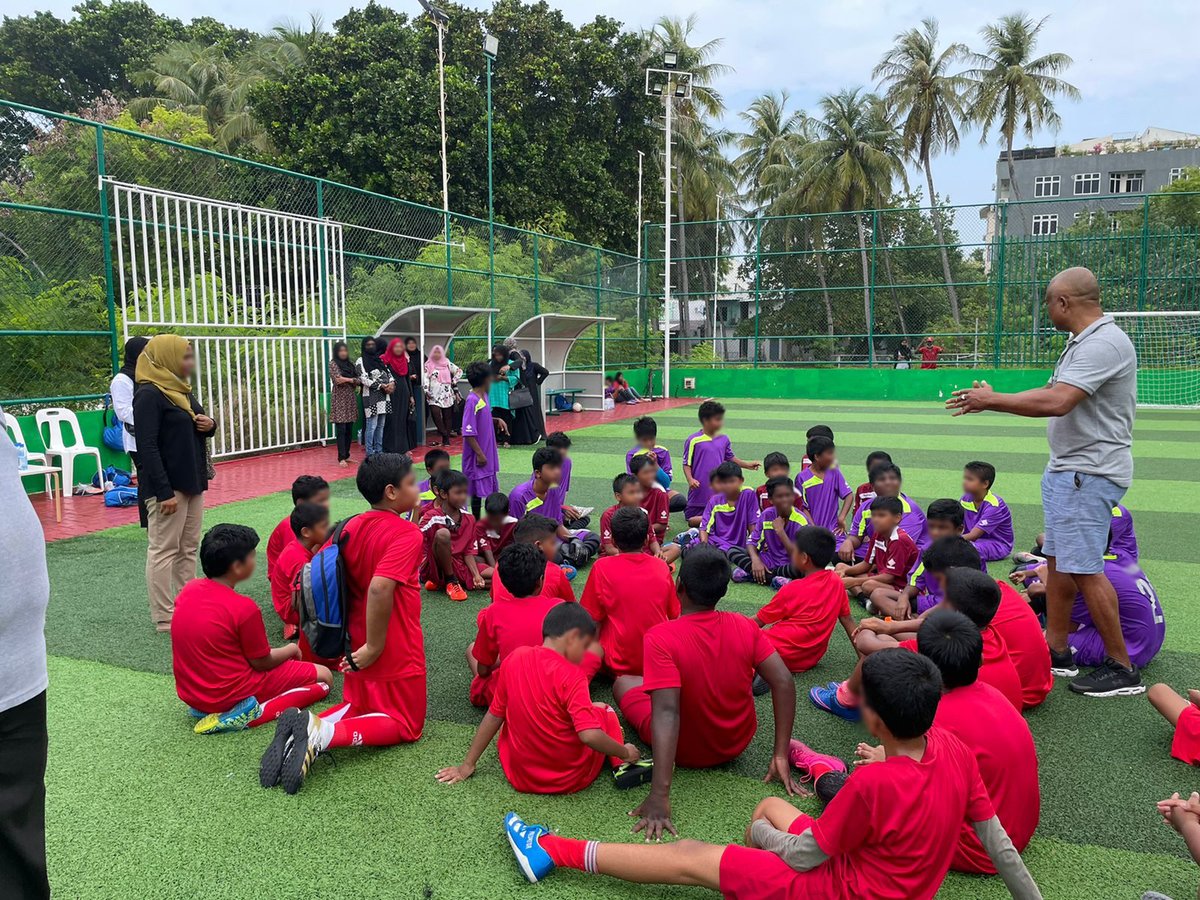 sportscomv's tweet photo. Under the initiative of series of sports activities for the children registered under state care at ‘Fiyavathi’ we have organized a friendly futsal match yesterday with the children registered at ‘Fiyavathi’ Vs Maattey Academy Kids @MoGFSSmv #MakingSportsRewardingForEveryone ❤⚽ https://t.co/Z1I98ePpuI