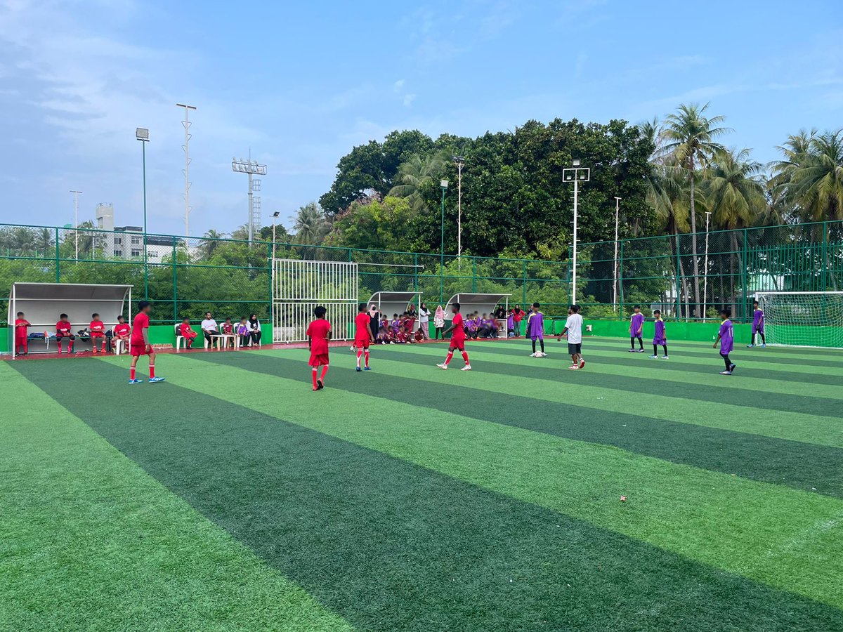 Under the initiative of series of sports activities for the children registered under state care at ‘Fiyavathi’ we have organized a friendly futsal match yesterday with the children registered at ‘Fiyavathi’ Vs Maattey Academy Kids @MoGFSSmv #MakingSportsRewardingForEveryone ❤⚽