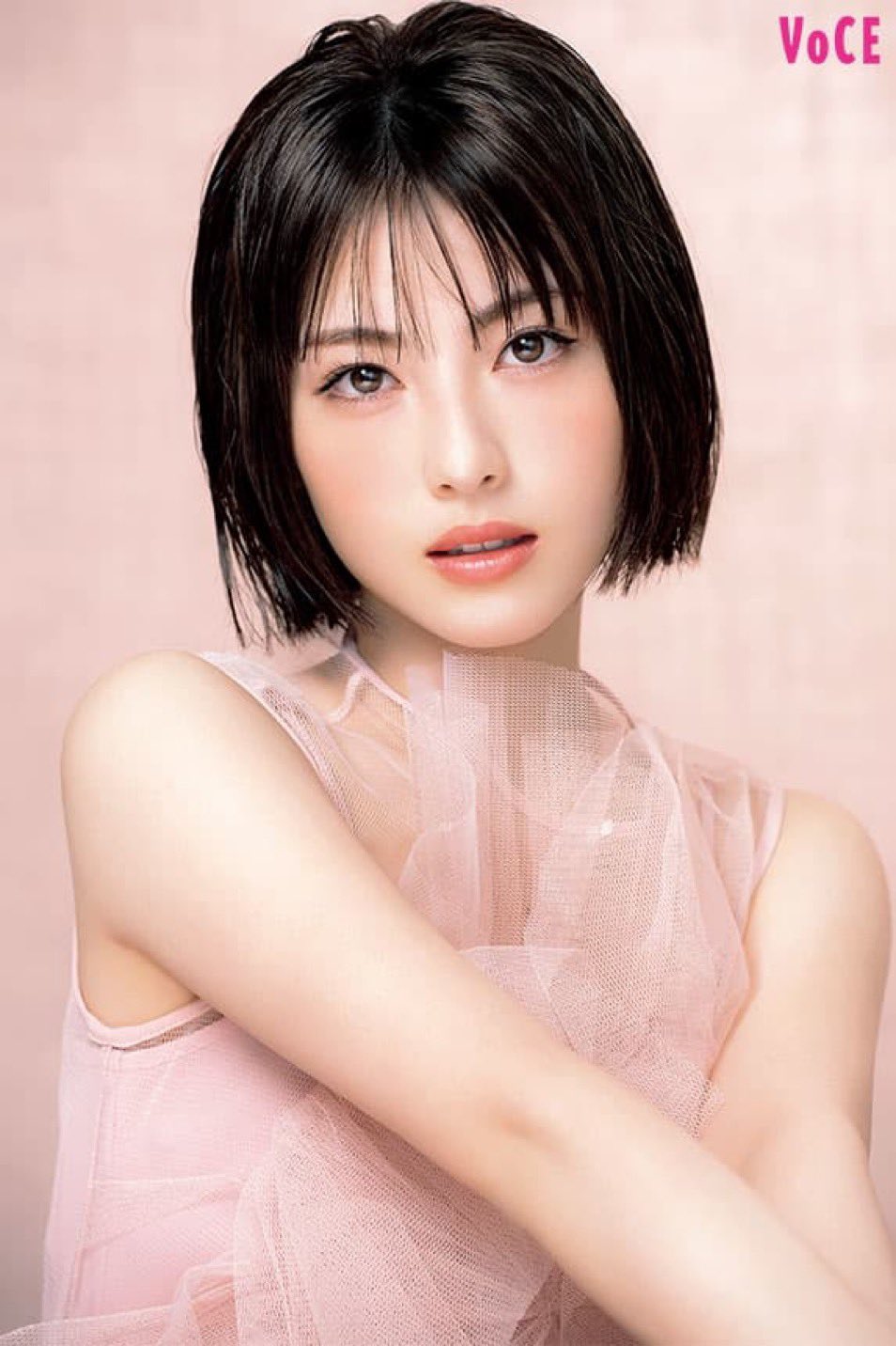 21年 最も美しい人 に選ばれたのは 浜辺美波 目標とする女優は事務所の大先輩 沢口靖子さん Twitter