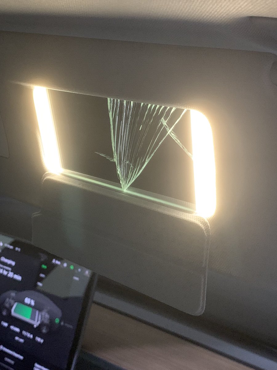 AkimaT8's tweet photo. Cracked mirror - anyone cranked thier sun visor mirror by moving their seat forward? Please fix this design flaw Elon @elonmusk https://t.co/Lvpc3fGTp1