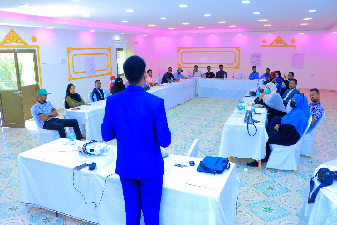 Dan_GuudC's tweet photo. Danguud partner, @SONSAFPlatform has thoroughly concluded the workshop for the three political parties youth wings. The training covered crucial topics such as; the art of debating, political campaigns management, and internal policy development. https://t.co/7O5EU1o7ae