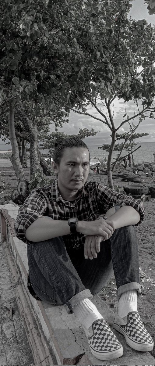 JonTarwan's tweet photo. Desember https://t.co/77RQ4pvIKQ