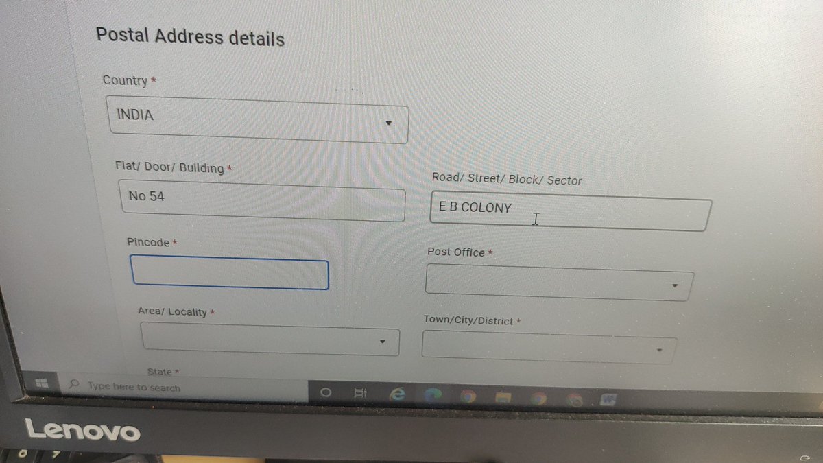 srinikrishna123's tweet photo. @IncomeTaxIndia @nsitharaman 
@FinMinIndia @Infosys @CAChirag

We are unable to key in the postal address details in the IT Portal for last 3 days for registering a new tax payer. How come we can file IT returns?

#extendduedates https://t.co/zd2IGawB6X