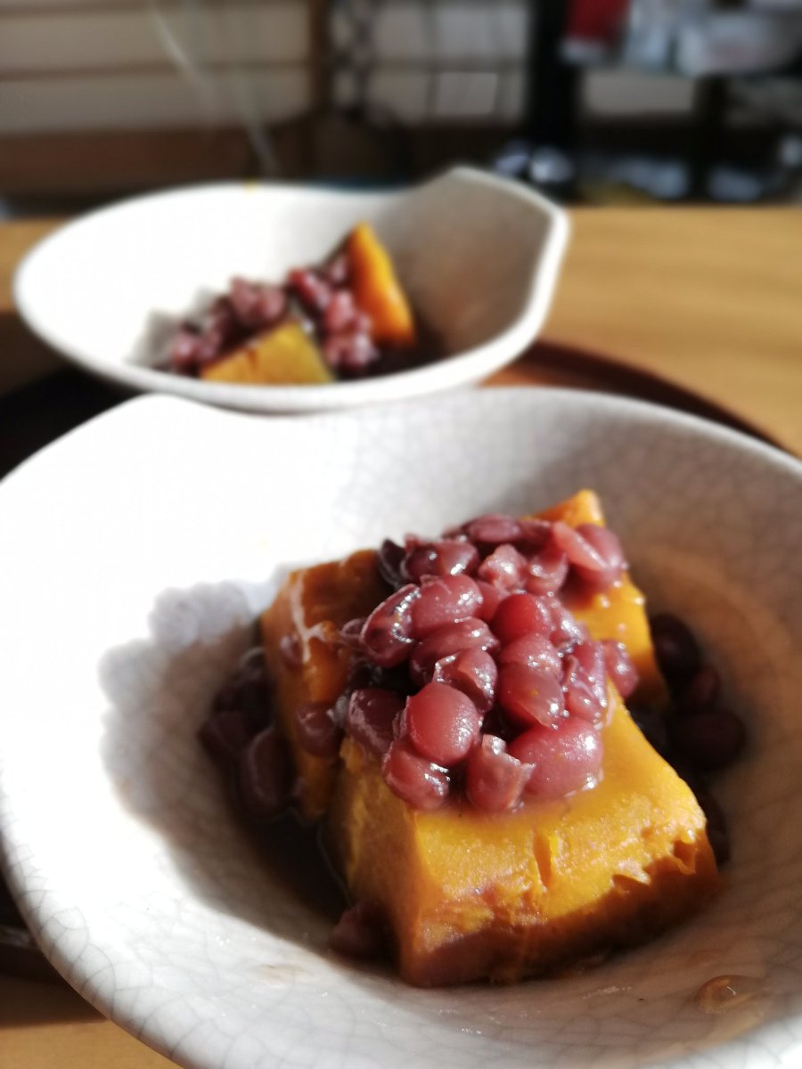 feelgoodcom's tweet image. 冬至なので、かぼちゃ🎃ぜんざい💗
これって北海道の習慣って、今日初めて知りました!!
子供の頃は、「おばあちゃん、おしるこにカボチャ入れるのﾔﾒﾃｰ😭💦」って思ってました
#北海道
#冬至
#かぼちゃ