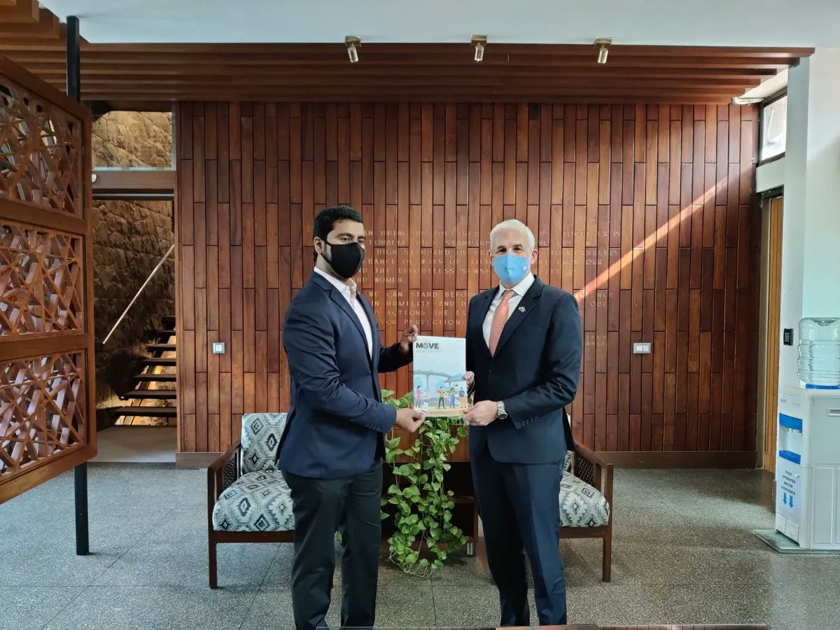 apoorvkulkarni's tweet photo. What a day! Yesterday, I shared @OlaMobilityInst's #OnTheMove report with @ShombiSharp at @UNinIndia. Thank you for letting us take you through the key findings and recommendations to build more #Accessible and #Inclusive #MobilitySystems https://t.co/qJjNe4dErY https://t.co/el9jqInDj6