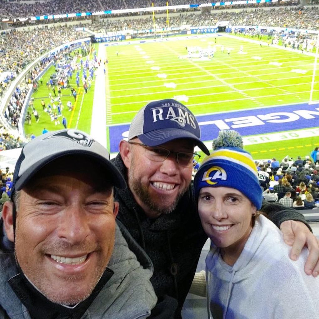 Coach_JLove's tweet photo. Fun night with the family! 

Watched @Coach_Carbs &amp; the @RamsNFL grind out a victory in @SoFiStadium. And got to see the great @GLindheim (Head Coach @FBWarriorsECC). 

#HustlersSpirit 
#FootballFamily #SolidNight https://t.co/e6ncT5yeMX