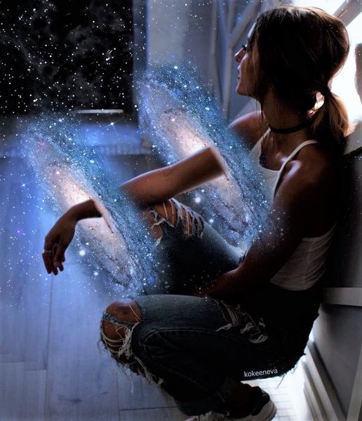 People are falling away from our reality, we are being magnetically drawn to those who are in alignment with our souls divine purpose. In the past, we attracted others to replay our traumas, now we will start drawing to us those who are are truly meant to be in our lives.
kokeene