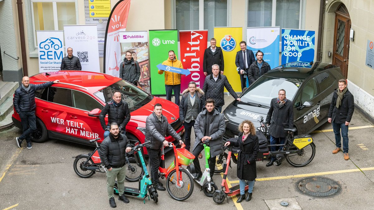 voitechnology's tweet photo. 13 companies from the world of shared mobility met in Bern to found the ‘Swiss Alliance for Collaborative Mobility’ (#CHACOMO). The goal is to make the sharing of vehicles, journeys and infrastructure the focal point of sustainable mobility in Switzerland. https://t.co/QN6DF5JY8K https://t.co/zCv1C3b4yE