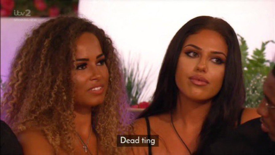 existingm3nace's tweet photo. Julia Rose was really eating that triangle shit up, playing damsel in distress was her goal #ayto #ayto4 https://t.co/UakxKhuYay