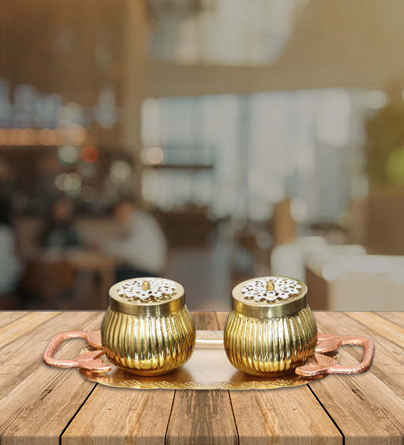 Zuriac2's tweet photo. This impactful collection of #tableware, with a unique design, is ready to be a grace of your dining #table. Serve your guests in a classy manner using these incredible metal products. #Buy_tableware_products from Zuriac now.
#zuriac #tableware #vintagetableware #tablewareproduct https://t.co/RwRMgO6bEl