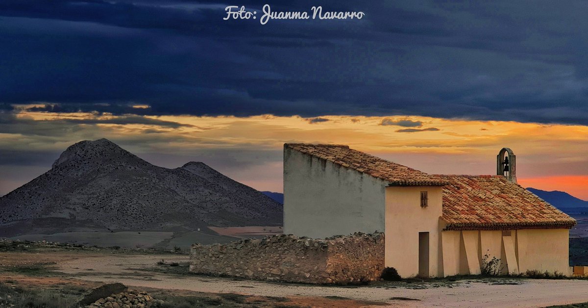 Ermita de San Isidro Labrador. 
LA CAPELLANÍA. 
Caravaca de la Cruz. Murcia 
@TurismoCaravaca 
@TurismoRMurcia 
@guiamurcia 
@VisitCaravaca 
#Caravacadelacruz 
#Murcia 
#sanisidrolabrador