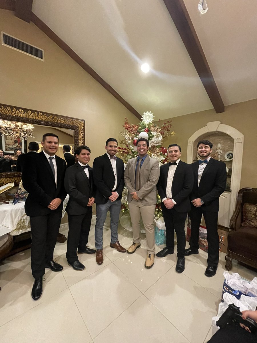 rickyyycan's tweet photo. Annual Christmas Party ☑️ (more pictures to come…007 themed this year 👀) https://t.co/dCQjGpGCbK