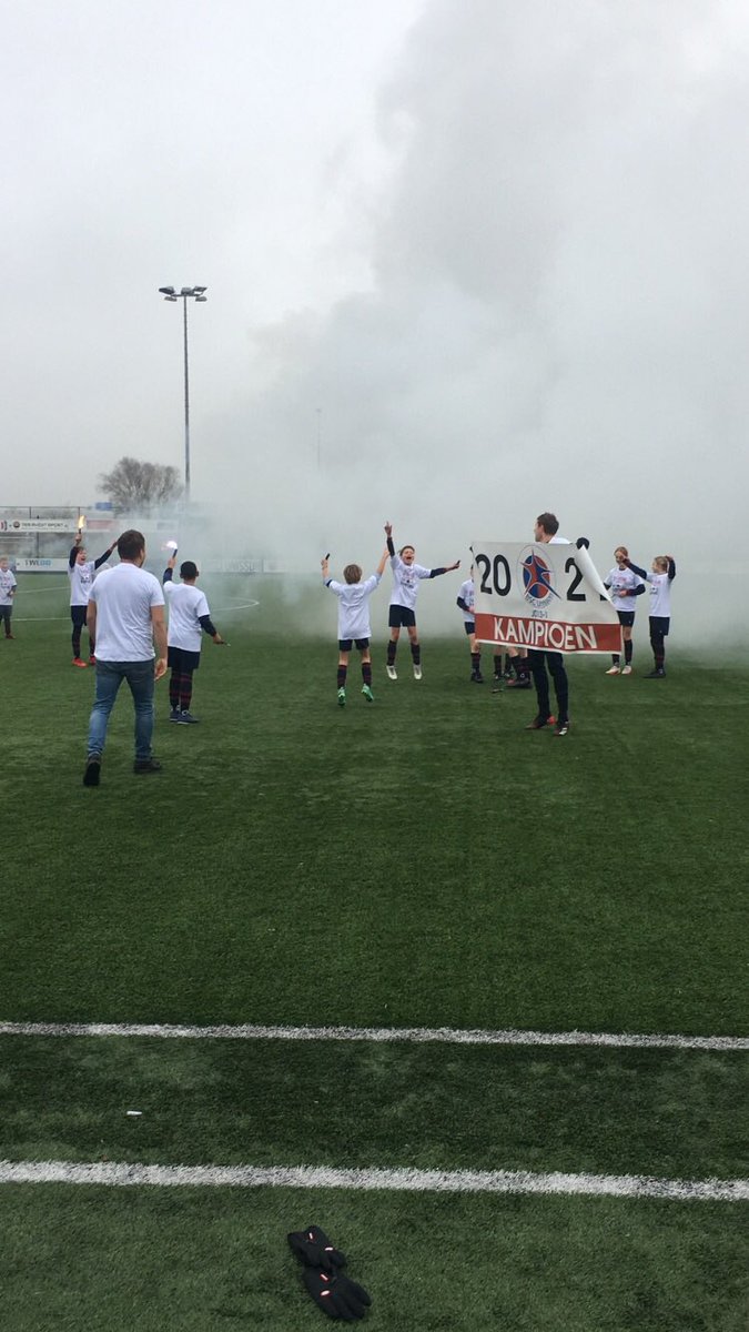 18/12 Bsc Unisson 13-1 Kampioenen💪🏻.