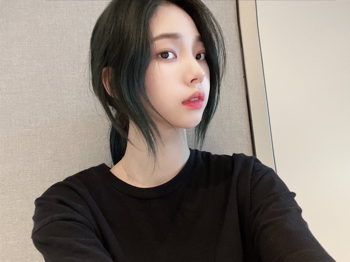 KARINAL00KS's tweet photo. pure beauty https://t.co/niWWTBC4hU