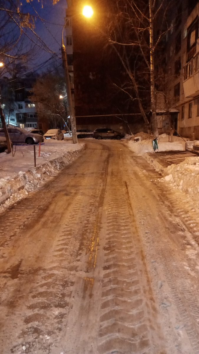 Upravkom63's tweet photo. Механизированная уборка снега Ташкентская 124,154,160, Г.Димитрова 35 @adm_kir63 @gkh_kir63 https://t.co/DN3qqxw83p