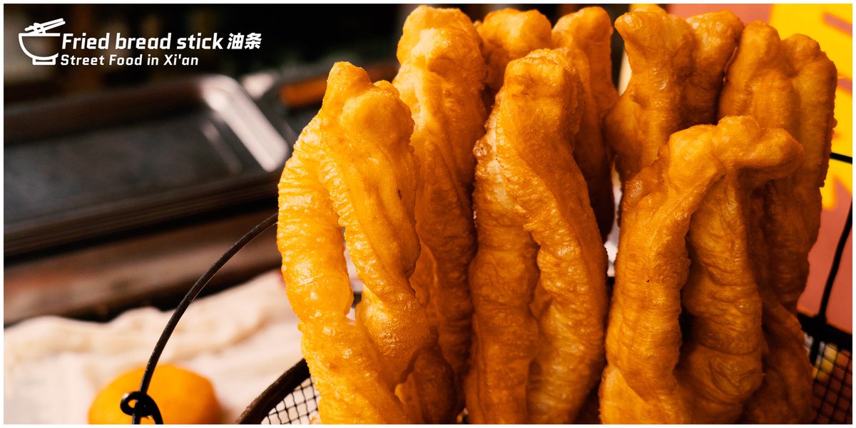 in_xi_an's tweet photo. Comparing with a slap-up meal, #Xian people are more likely to enjoy some #streetfood. Golden and crispy #Friedbreadstick, flavorful #Friedleekdumplings, soft and juicy #Pan-friedstuffedbun, succulent #ExtraCrispyBeefPatties... in which there is always one you love. #xianfood https://t.co/h2ZbfkYXNF