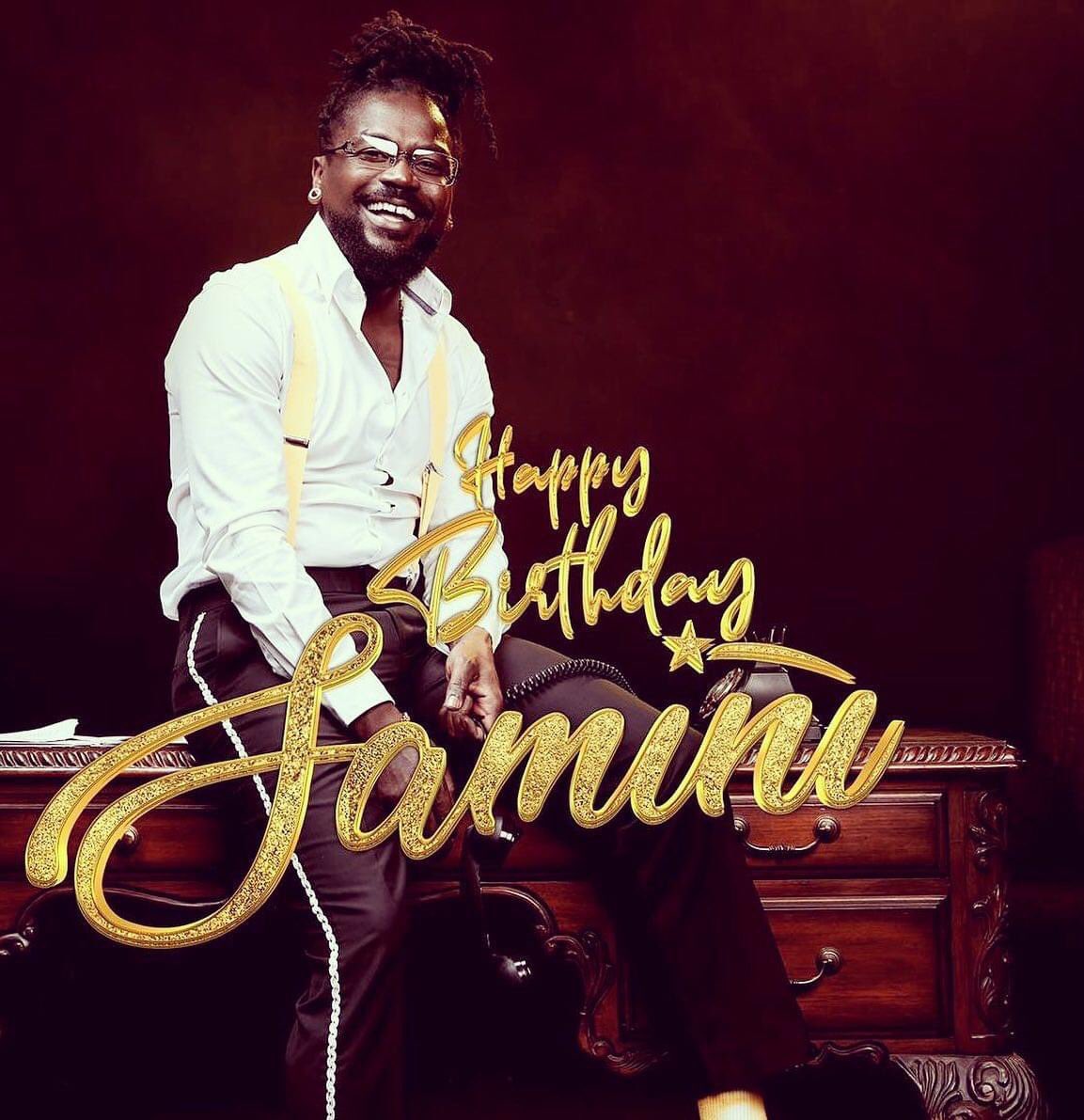 nanayawB_'s tweet photo. Big up to the Godfada @samini_dagaati More life and nuff strength.. We pull up on 24th for #saminiexperience 💥💥💥 https://t.co/qzfyoI1KZK