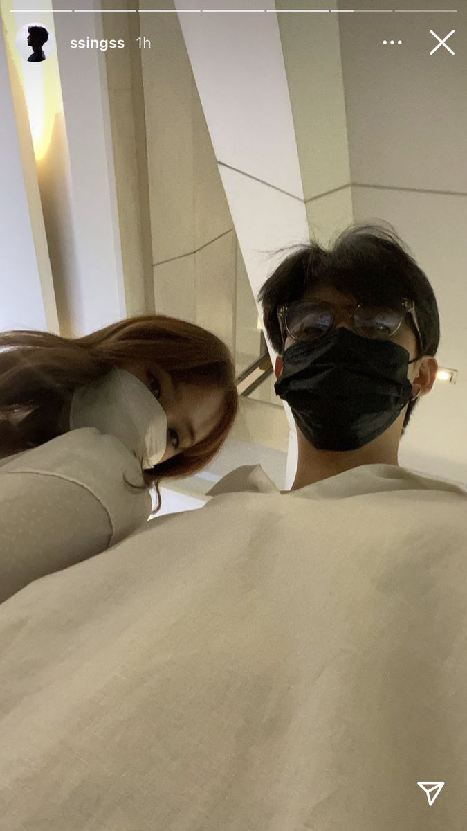 earthmixendgame's tweet photo. IS TODAY A DATE DAY!? STOP SLAPPING ME THAT IM SINGLE 😭😭😭

#EarthMix #singjan https://t.co/A9Bouah4ch
