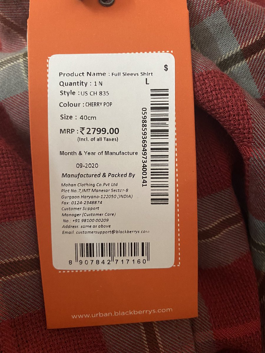 iamanunaya's tweet photo. Never thought of taking this step to put my complaint on this platform but i had to do this since your investigation &amp; escalation team failed to answer my queries for wrong product delivery.
Myntra Cmpl no-IN21121522344933722631 
Nat’l Consumer Compl no-3165330 @myntra @consaff https://t.co/EGRMXMAT3k