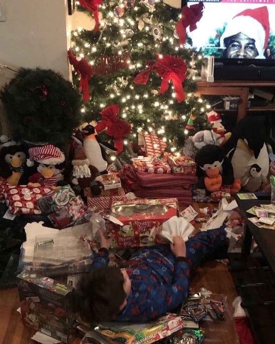 SmoothFunFacts's tweet photo. Extra Bonus Fun Fact: Staying up super late on Christmas Eve to wrap toys and prepare stockings, Smooth is always exhausted the following morning and usually needs a midday nap to recover.) #singleparent #Christmas #holidays #stress #notime #giftgiving #onlineorders #son #dad https://t.co/8LcR6QQJkp
