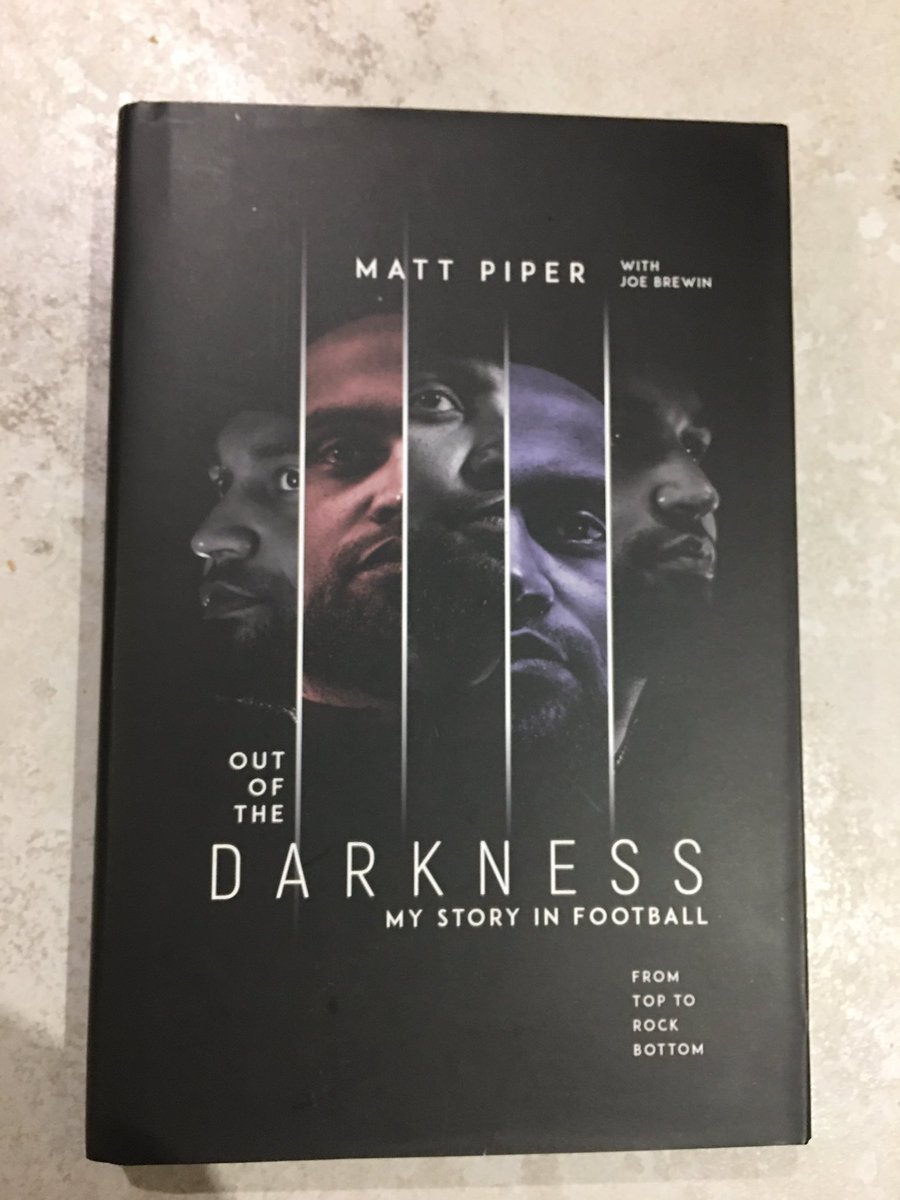 Edgarsgift's tweet photo. Massive thank you to friend of the charity @_mattpiper for signing and dedicating 4 copies of his book to 4 young adult cancer patients who are all massive @lcfc fans. We delivered them yesterday to Tom the @Tct support worker in Leicester to give out to the patients #mattpiper https://t.co/x4MIziuH83