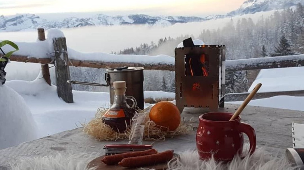 Bushcraft Essentials tweet media