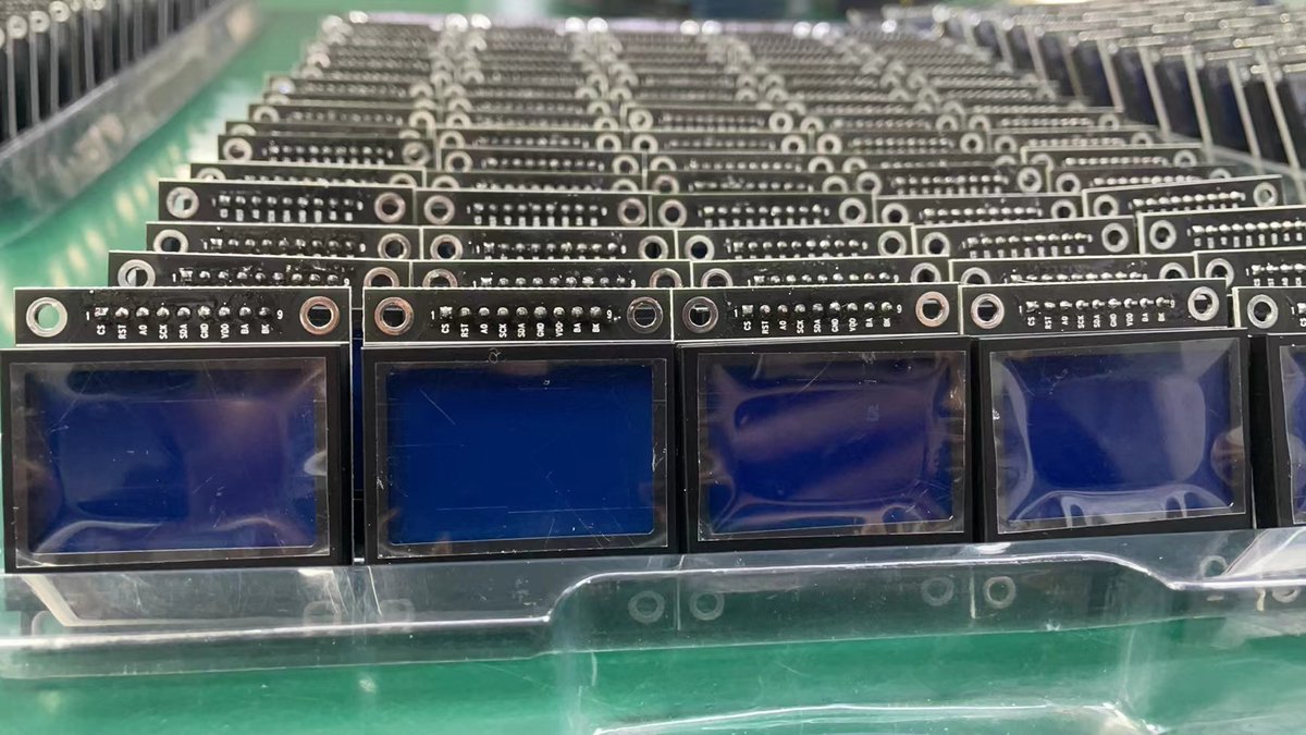 TigerQiu2's tweet photo. OLED module https://t.co/Dr6gz89v0A