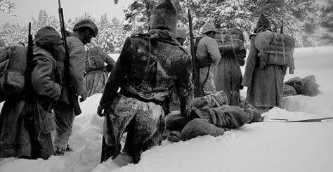 22 Aralık 1914 Sarıkamış Harekatı'nda şehit düşen kahraman askerlerimizi saygı, şükran, rahmet ve minnetle anıyoruz. 🇹🇷

#SARIKAMIŞ