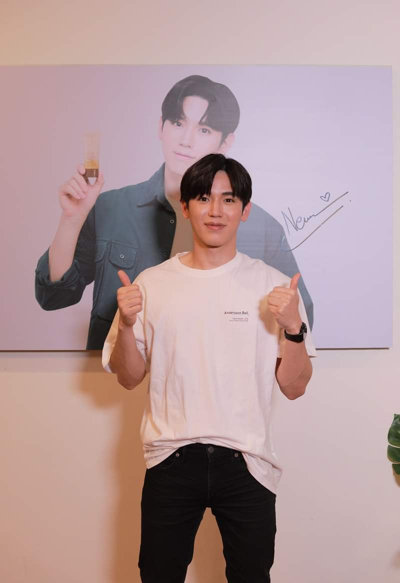 snow_blood_'s tweet photo. 📸✨ #ikaoru #newwiee
#ikaoruopenhousc
#lKAORUXNewwiee
https://t.co/qNg53cj1A0
cr. 中泰头条THHeadline facebook
🔗https://t.co/EphojMOxfS https://t.co/40UmpL4Exd