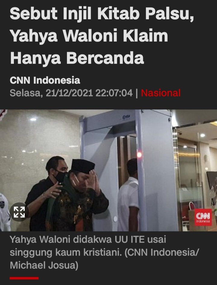 Candamu sudah melewati garis batas.

Bukankah masalah kemarin km sudah minta maaf?
apa makna maafmu itu jika lagi dan lagi km ulangi ulahmu dgn melecehkan atribut agama yg pernah km yakini sebelumnya.

Apakah setelah mualaf tugasmu hanya mencari2 kesalahan dr keyakinanmu sblmnya?