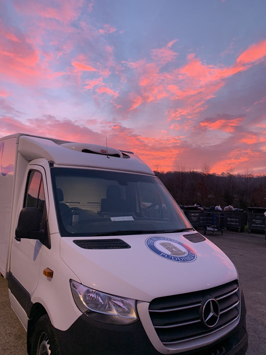 Last delivery of the year to the fab @glouc_services .. just look at that sky!! Happy Christmas xx