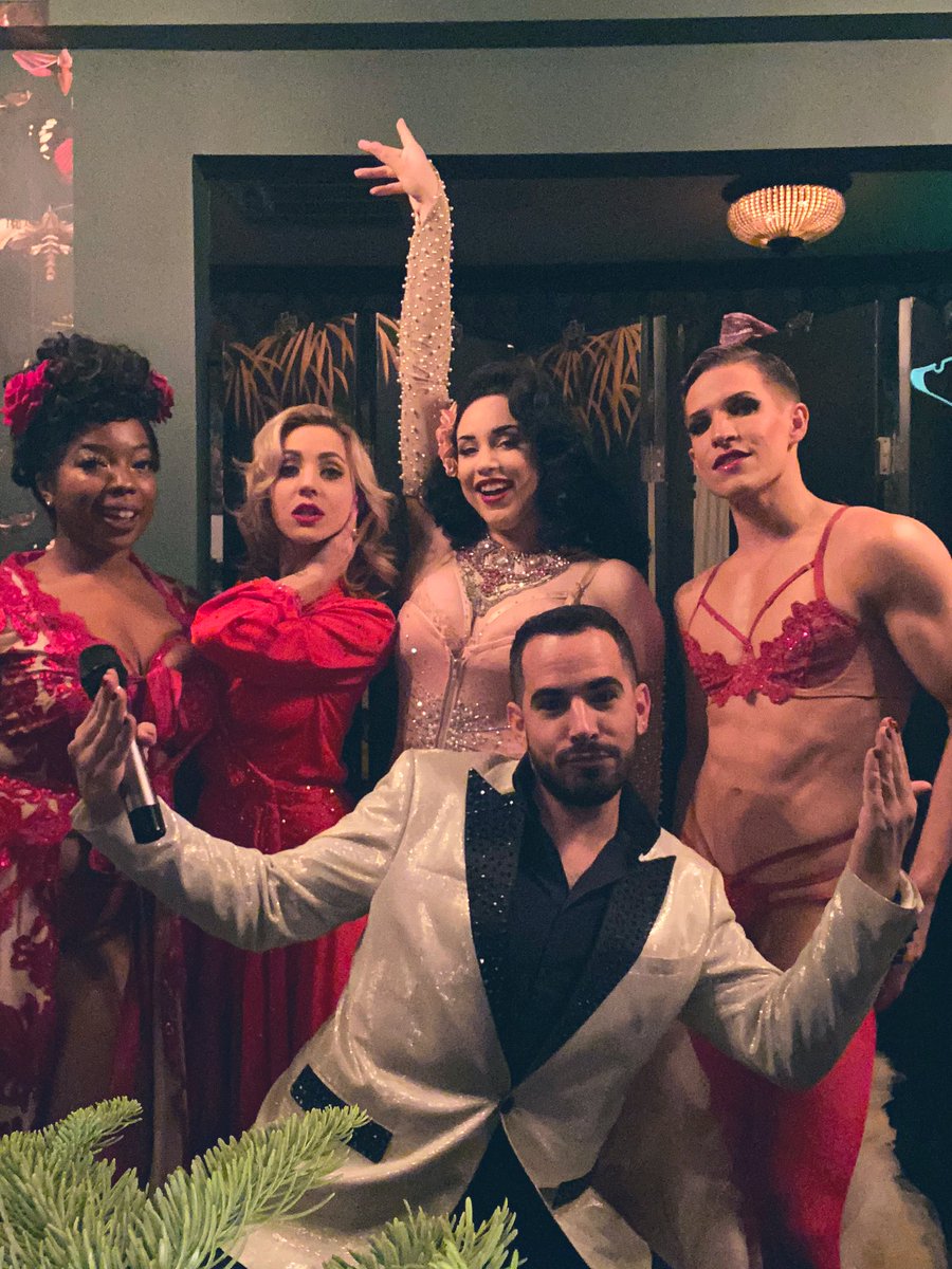 TitoBonito's tweet photo. Tonight we killed it at #BathtubGinLA 🛁 Thank you for having us! @JessabelleThndr #AshleyHayward @xococolamarr @Jake_DuPree https://t.co/EZivWDfJby