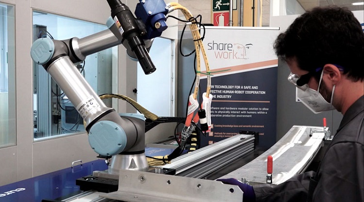 MCMUTUAL's tweet image. 🤖 @Eurecat_news ensaya un sistema de colaboración entre #robots y trabajadores
👉 Dentro del proyecto europeo #Sharework
🔗 bit.ly/3FfeLaF

#PRlL #SST