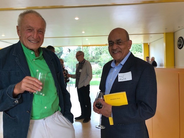 One of the Ashfold team, Asif Malik, has fond memories of meeting Richard at the house he designed for his parents in Wimbledon. I remember him from meetings at RSHP as always friendly and always having time for you. How do certain people develop those skills?