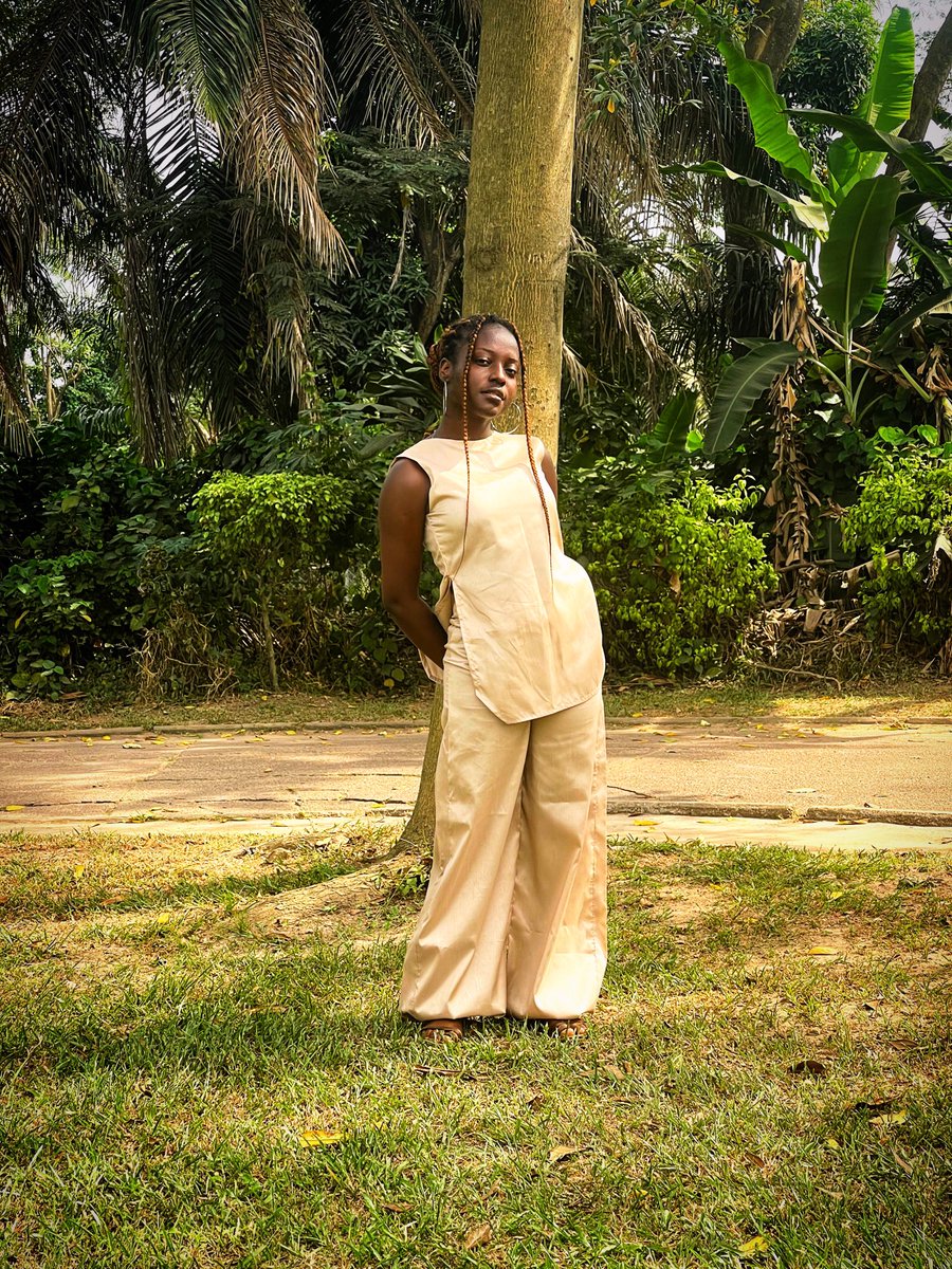 ogodenma's tweet photo. We are super excited to release this new design named “Cedar”. Cedar is a two piece, made of raw silk fabric in a nude  colour. 
She is currently available for preorder at a give away price of 12,000 naira only. 
Please note: Delivery takes 5 working days. Please retweet🤗 https://t.co/WPN8nUDcCS