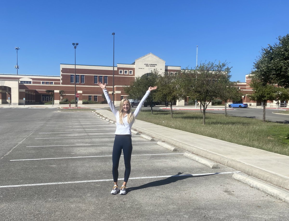 Chloe__Erickson's tweet photo. And just like that a new chapter begins! I absolutely loved my time at @LakeCreekHS and I am so sad it has come to an end. But I am so excited for this next adventure. I will see you in January @NISDBrandeis. Let’s go Broncos!! https://t.co/oOna3e0Knk